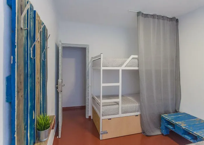 Loft Apart&hostal Vandrerhjem Lloret de Mar