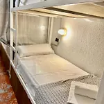 Loft Apart&hostal Hostel Lloret de Mar