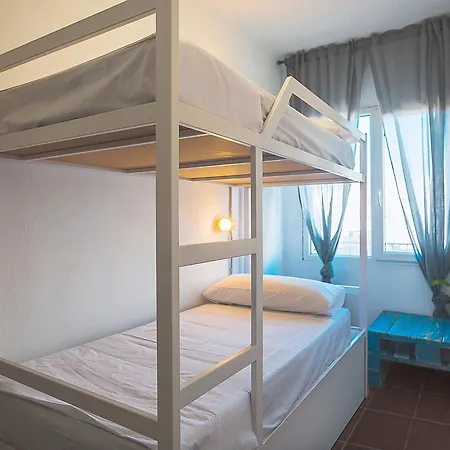 بيت شباب Loft Apart&hostal يوريت دي مار
